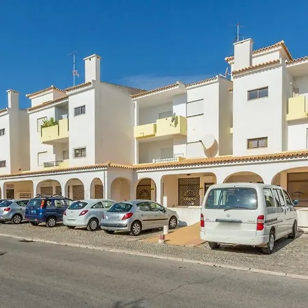 10 Minuts Walking To The And To The Bars Apartamento Albufeira